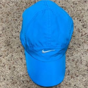 Adjustable Nike Featherlight Dri-Fit Hat